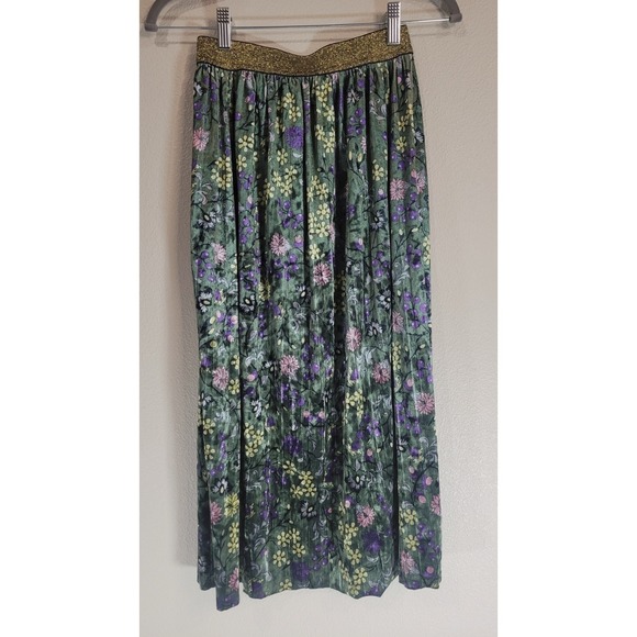 ModCloth‎ Velvet Floral Pleated Midi Skirt – XS - Picture 7 of 7